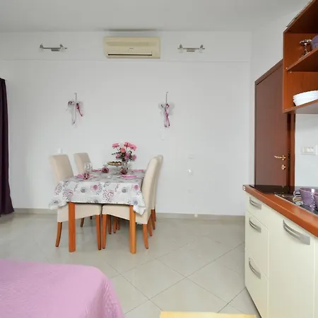 Roza Apartment Trogir