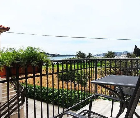 Roza Apartment