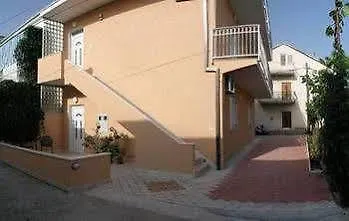 Roza * Trogir