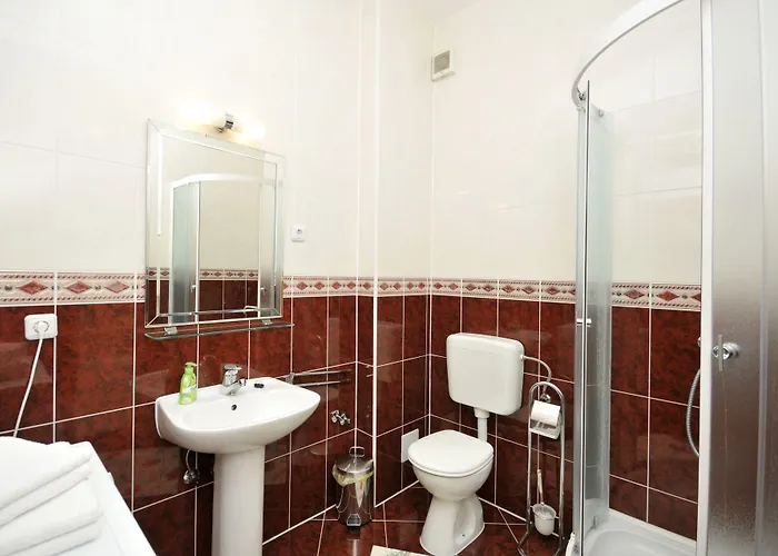 Apartment Roza *