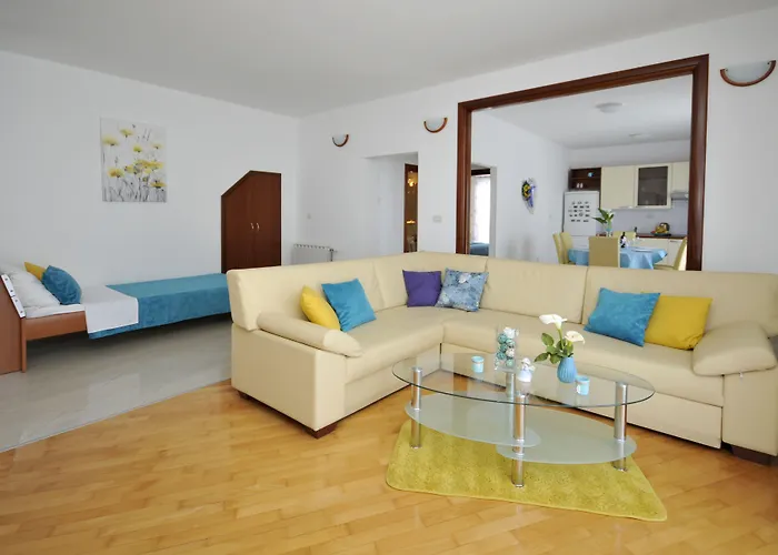 Apartment Roza Trogir